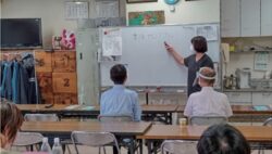 スタッフごとに講座を開いています