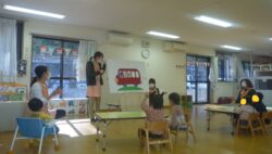 ひまわり保育園でクリスマス会が開催されました！