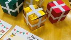 東館（東3.4.5病棟）の各病棟でクリスマス会をしました🎅