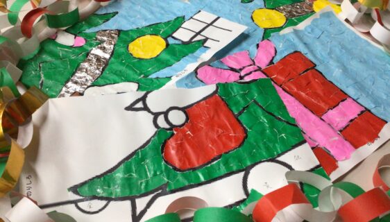 クリスマスの装飾、作ってます！